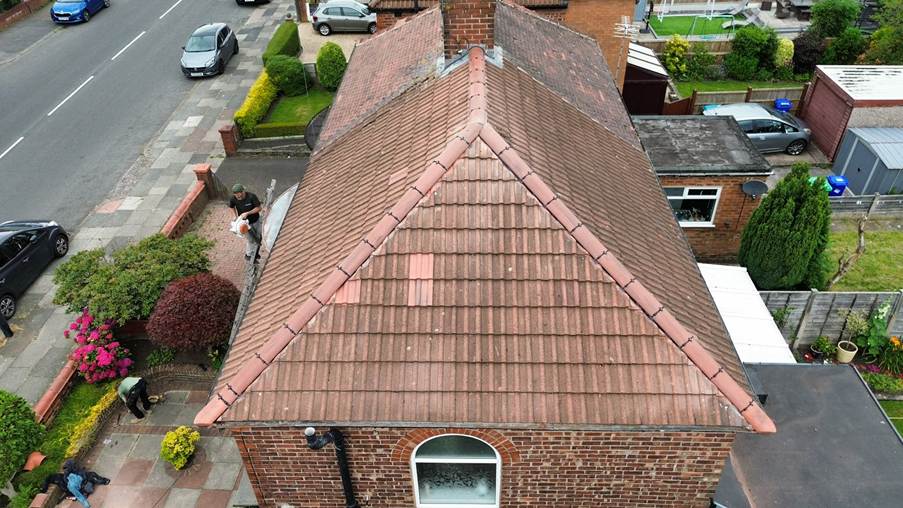 How Much Do Roof Repairs Cost in Oldham? A Homeowner’s Guide